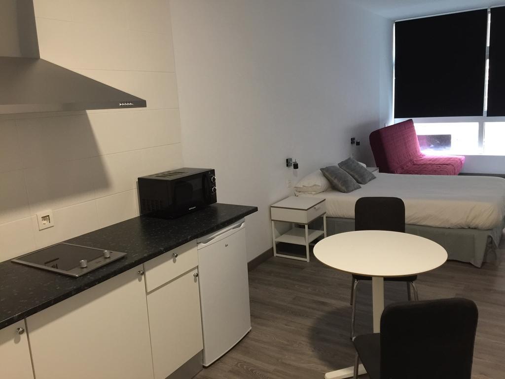 Room And Kitchen บิลเบา ภายนอก รูปภาพ