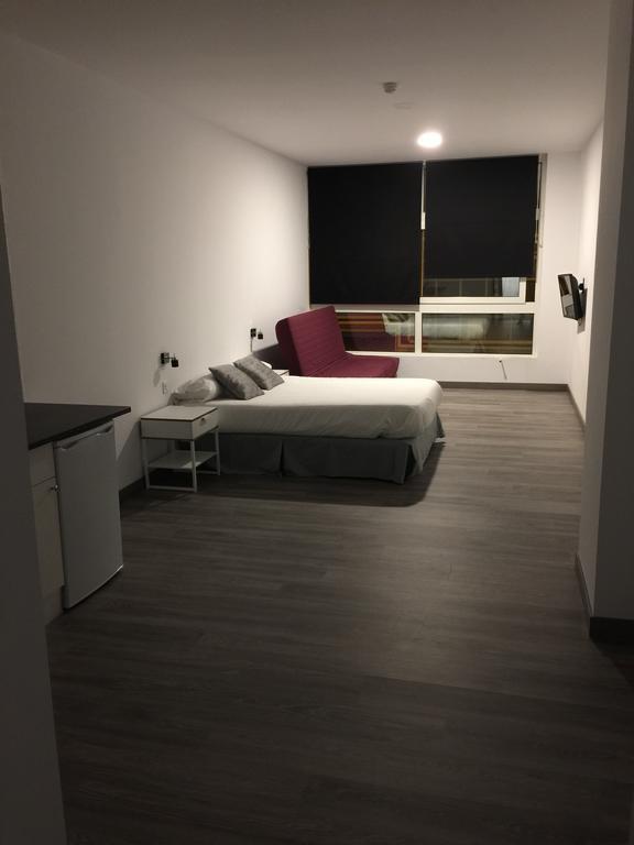Room And Kitchen บิลเบา ภายนอก รูปภาพ